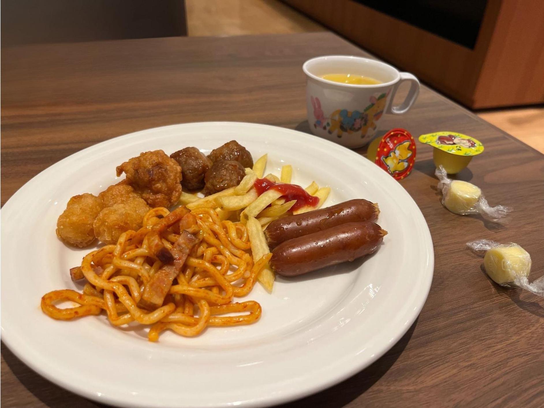 Keihan Universal Tower 4*
